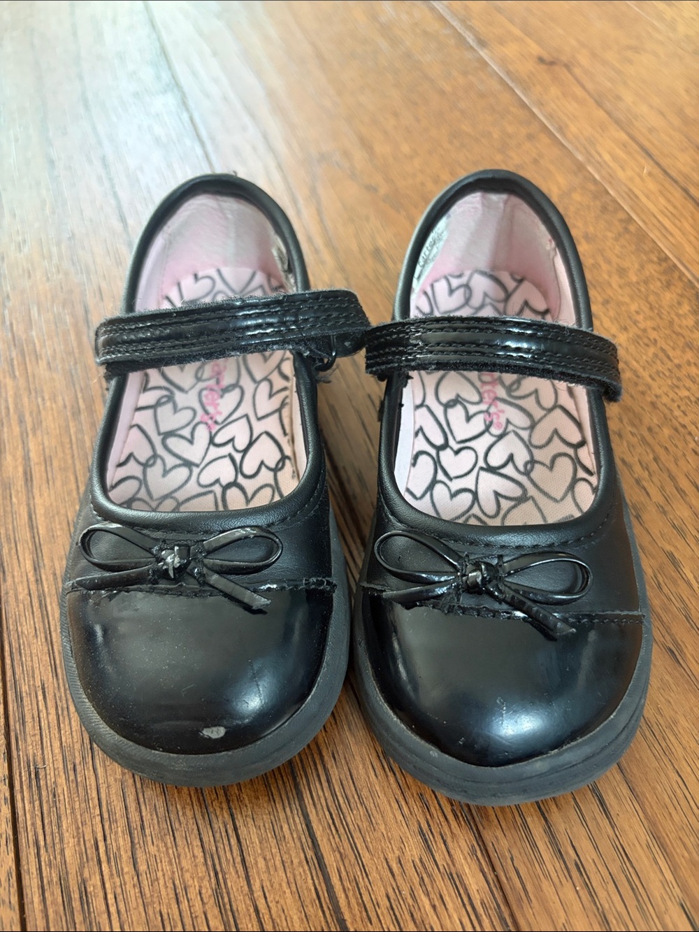 Girls Patent Mary Jane Dress Shoes with Bow